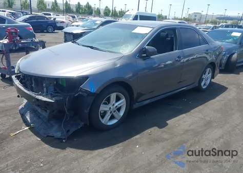 2014 Toyota Camry Se z USA, uszkodzony, nr VIN 4T1BF1FK7EU776563